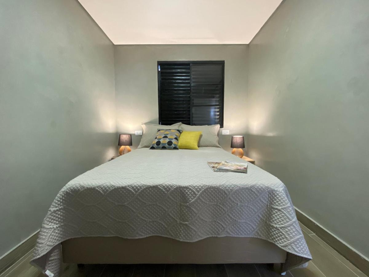 Cond/ Resid/ Cavallari/4Min Da Unimar Marília Buitenkant foto